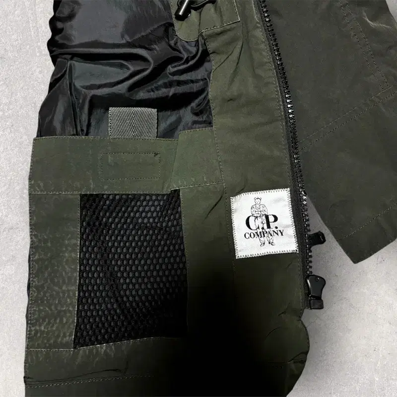 105 CP COMPANY PUFFER JACKETS cp컴퍼니 패딩