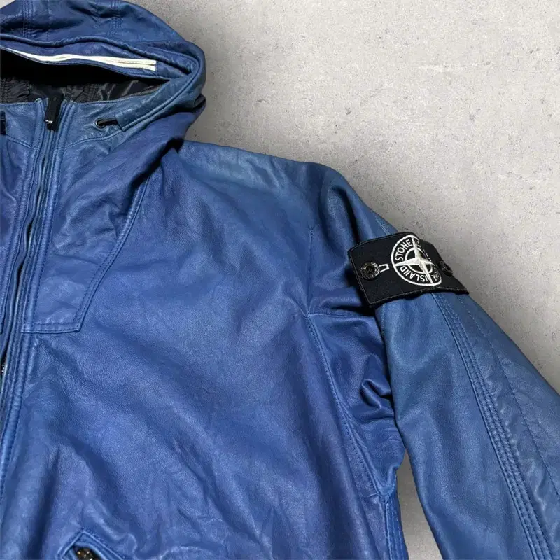 M STONE ISLAND JACKETS 스톤 가죽 자켓 화이트와펜