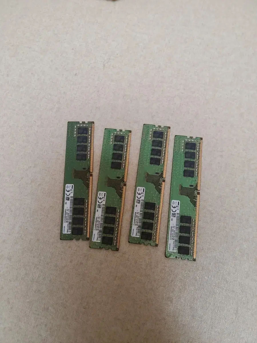 삼성 DDR4 2666 8GB x 4 총 32GB