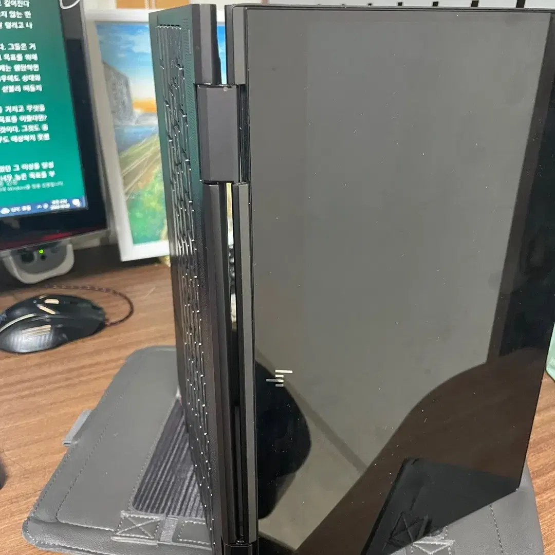 HP ENVY X360 노트북 팝니다.