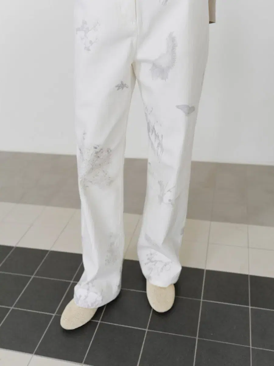 cosmoss 코스모스 WILD FLOWER WHITE DENIM 바지