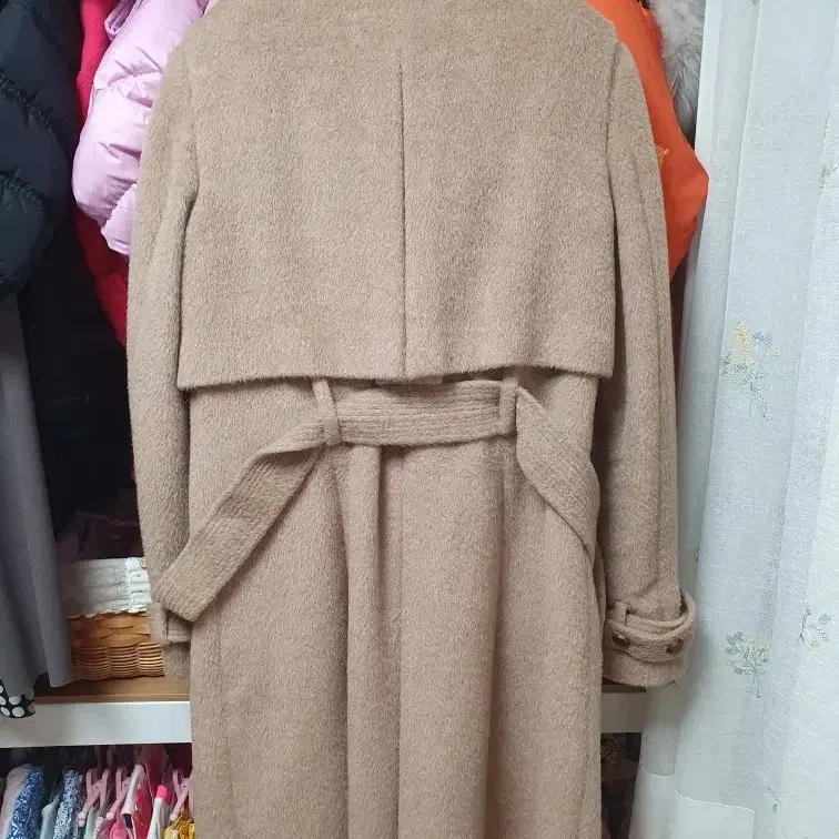 Hanseom Mine Rama Trenchcoat