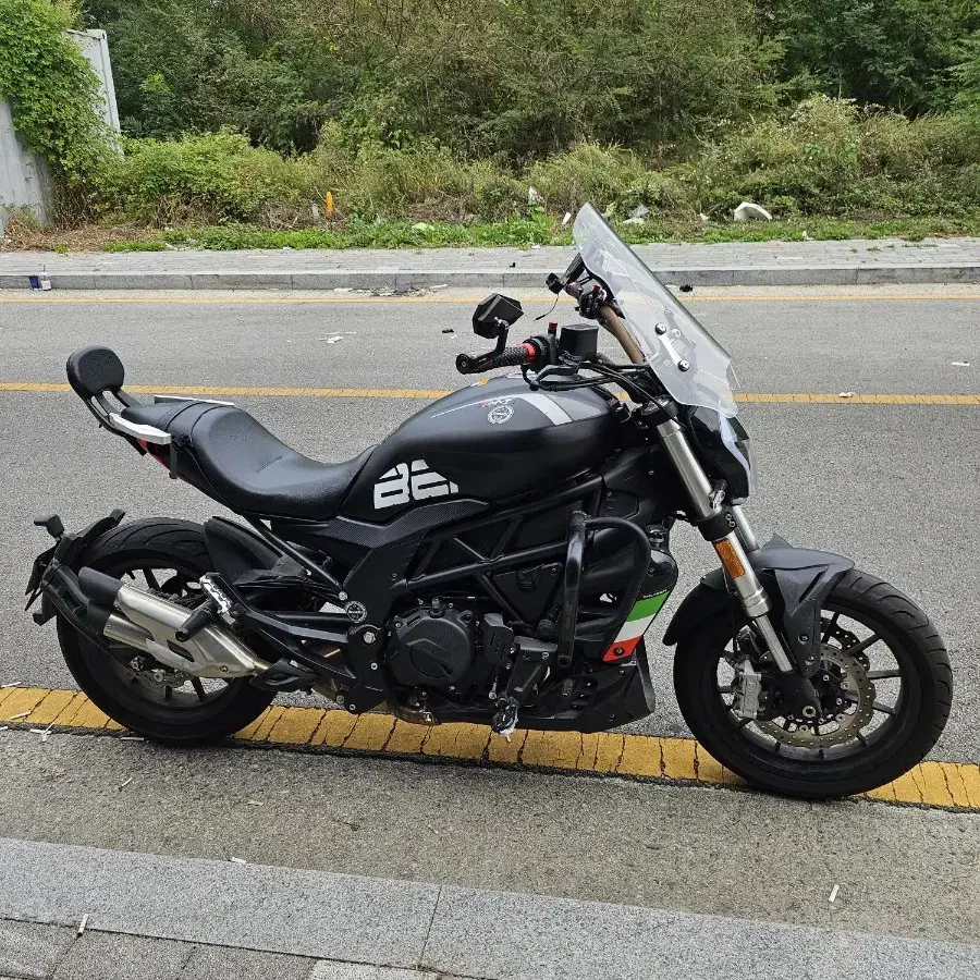 베넬리 502c