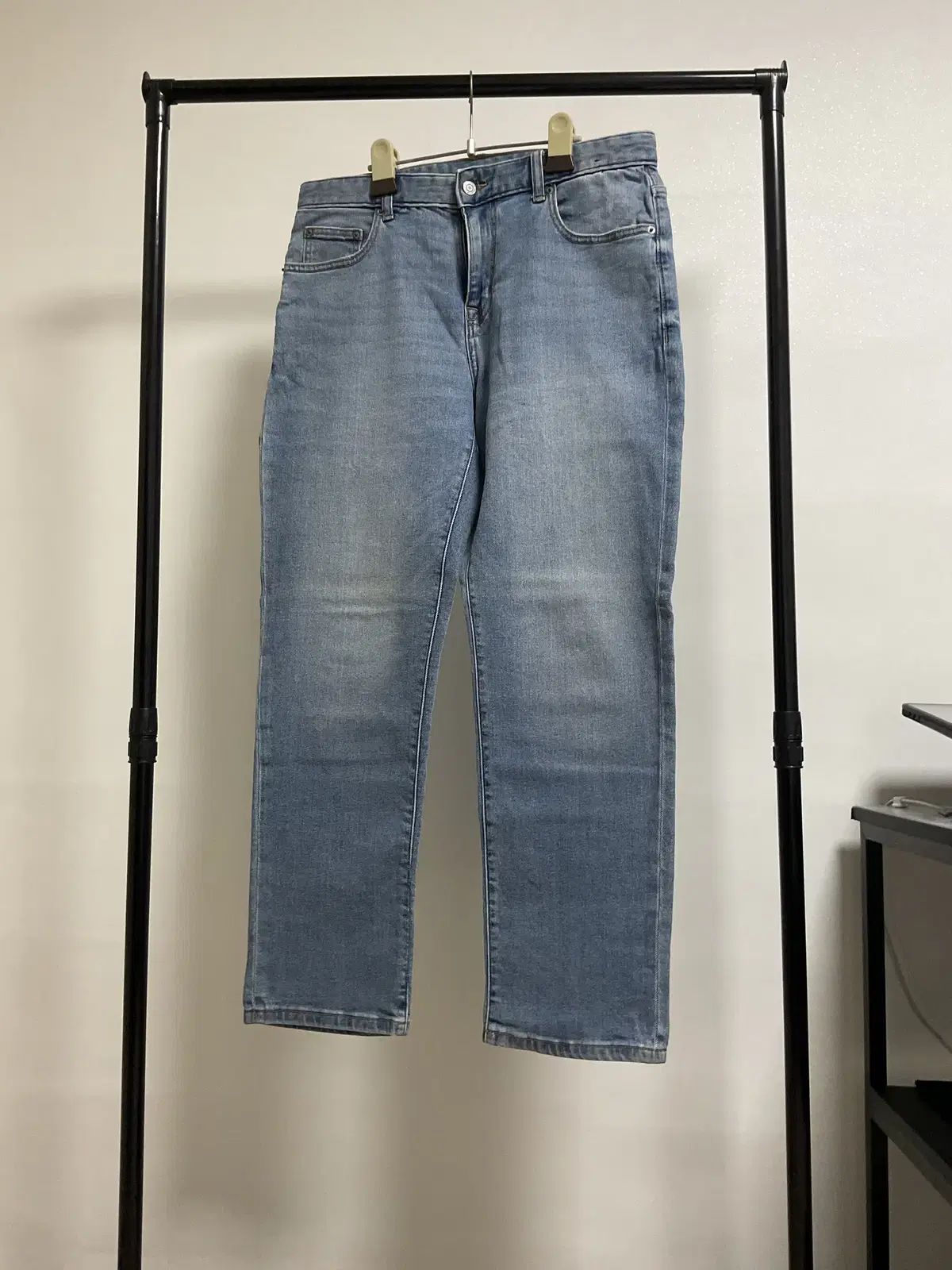 Top Ten Straight Fit Raw Edge Denim jin / Jeans