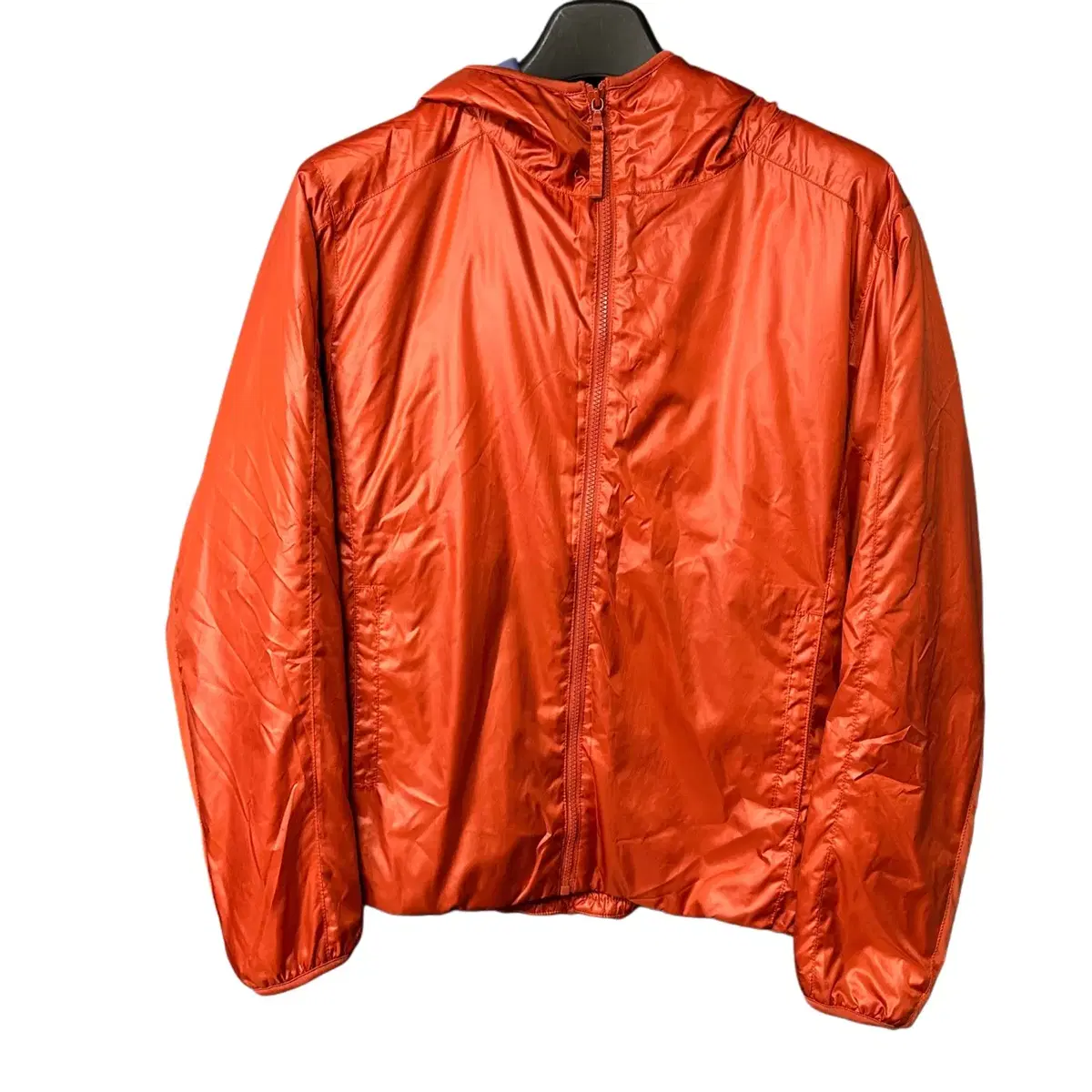 L Uniqlo Orange windbreaker jumper