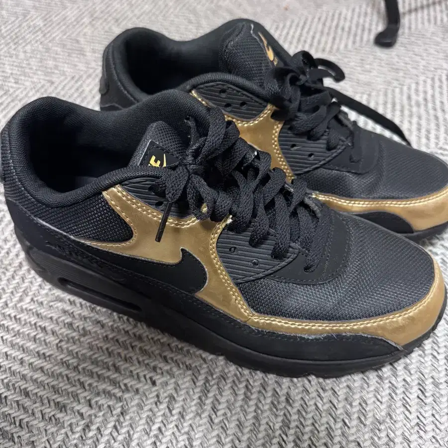 나이키 에어맥스 275 Air Max 90 Essential 'Black