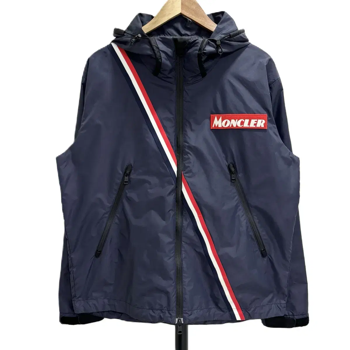 [4]Montclair Diagonal Logo Windbreaker