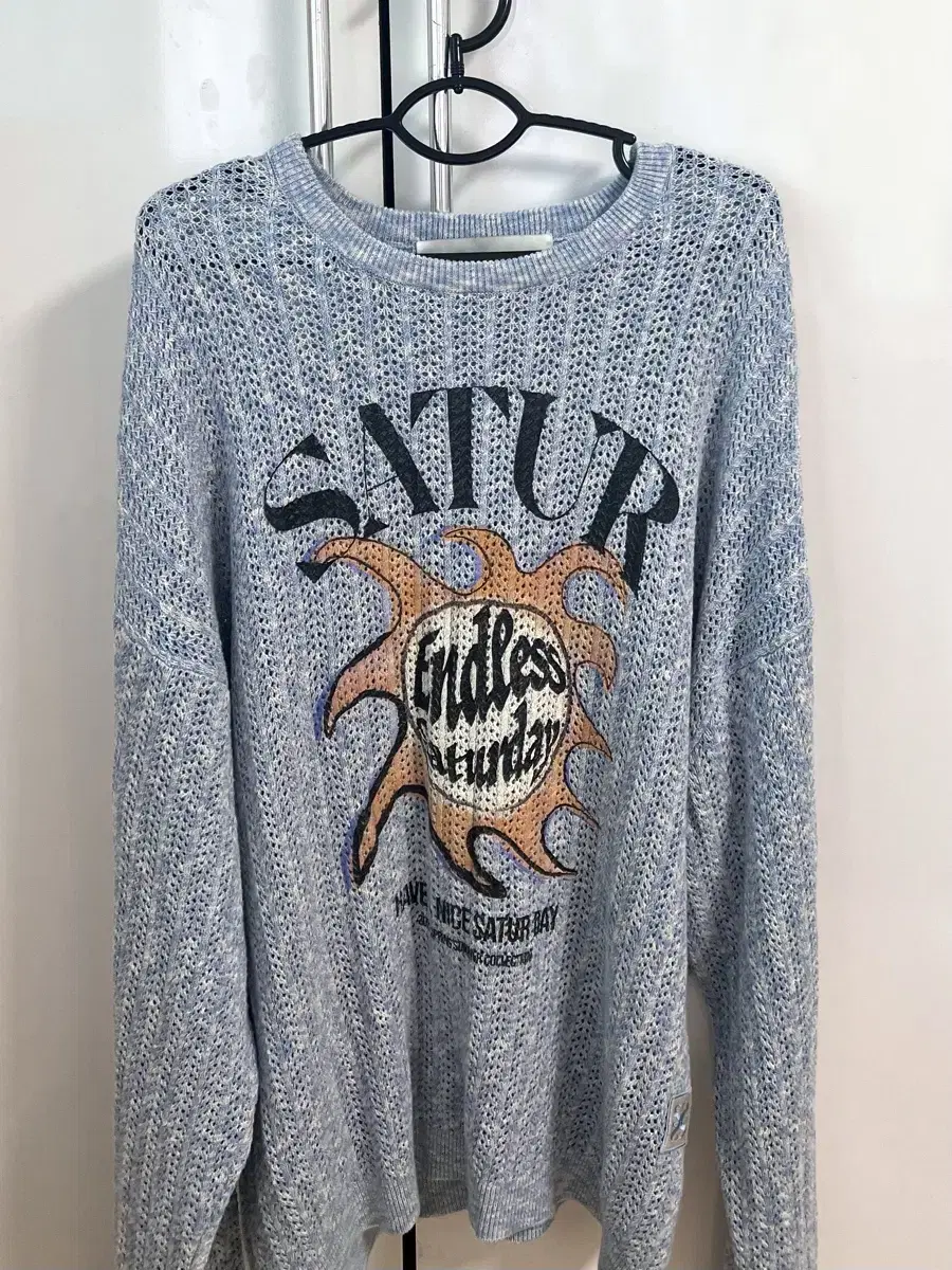 [L] Setter Ibiza Sun Retro Graphic Mesh Knit Sea Bloo