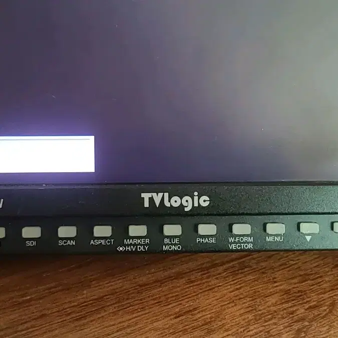 TVLogic] LVM-071W [7" HD/SD Multi-Format