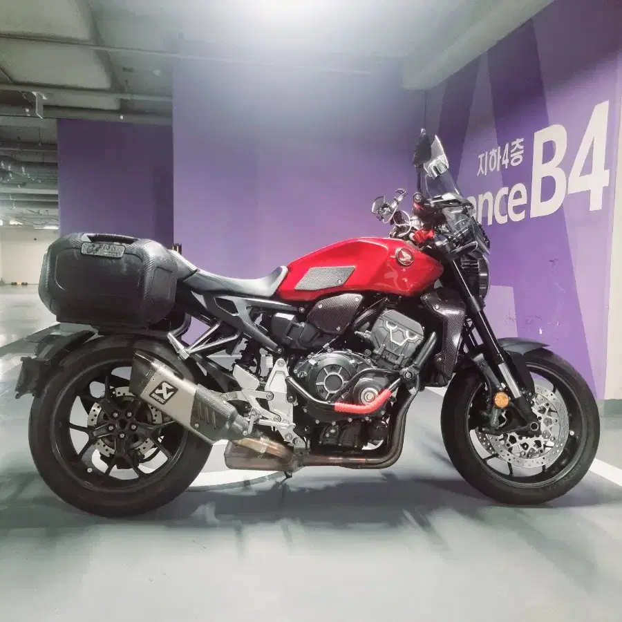 혼다 CB1000R 판매 및 대차