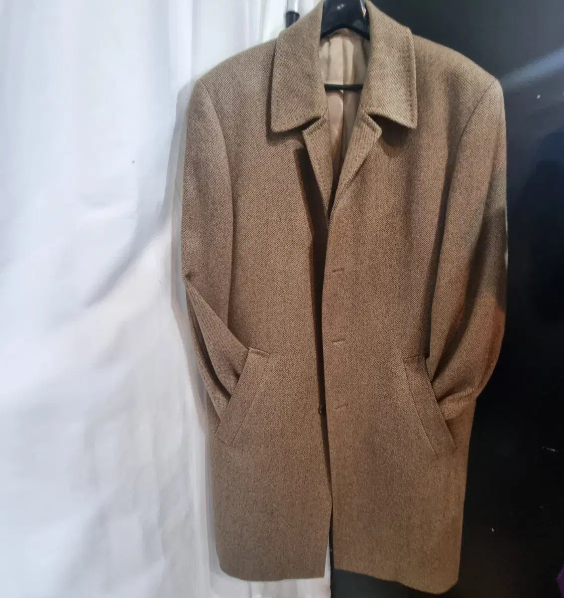 BOSS Hugo Boss wool coat size 105