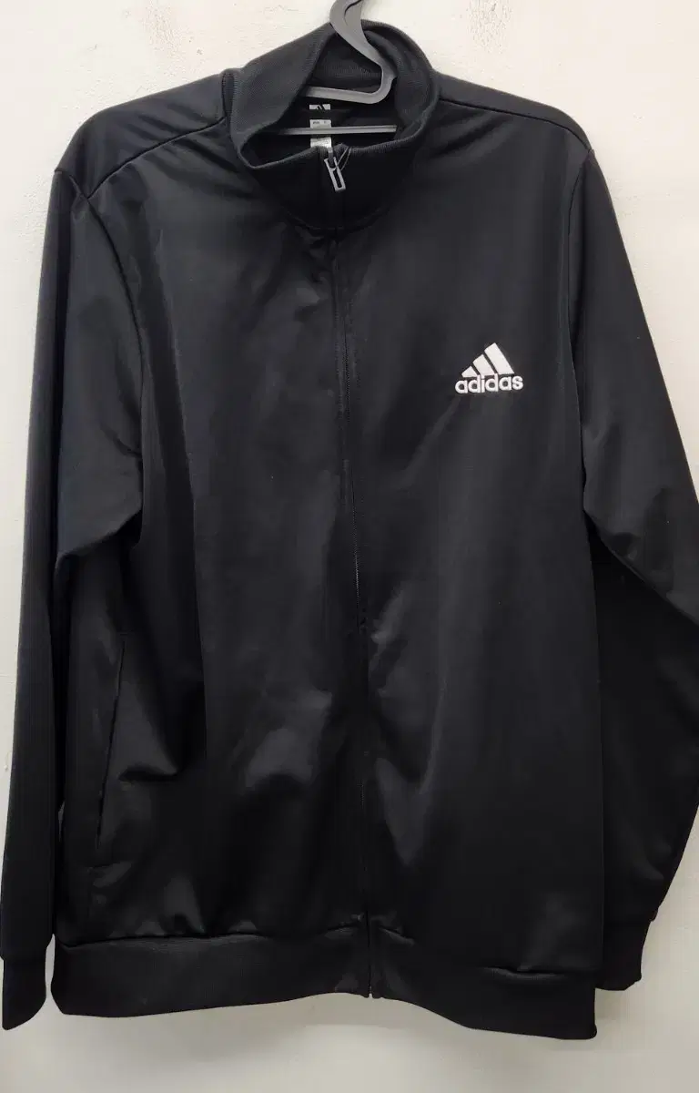 adidas Jersey size 3XL