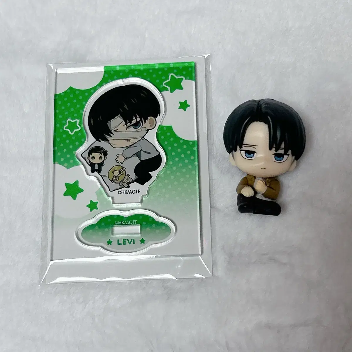 Attack on Titan Levi Bellhouse Acrylic Stand 10th Anniversary Machibouke Gacha Bulk