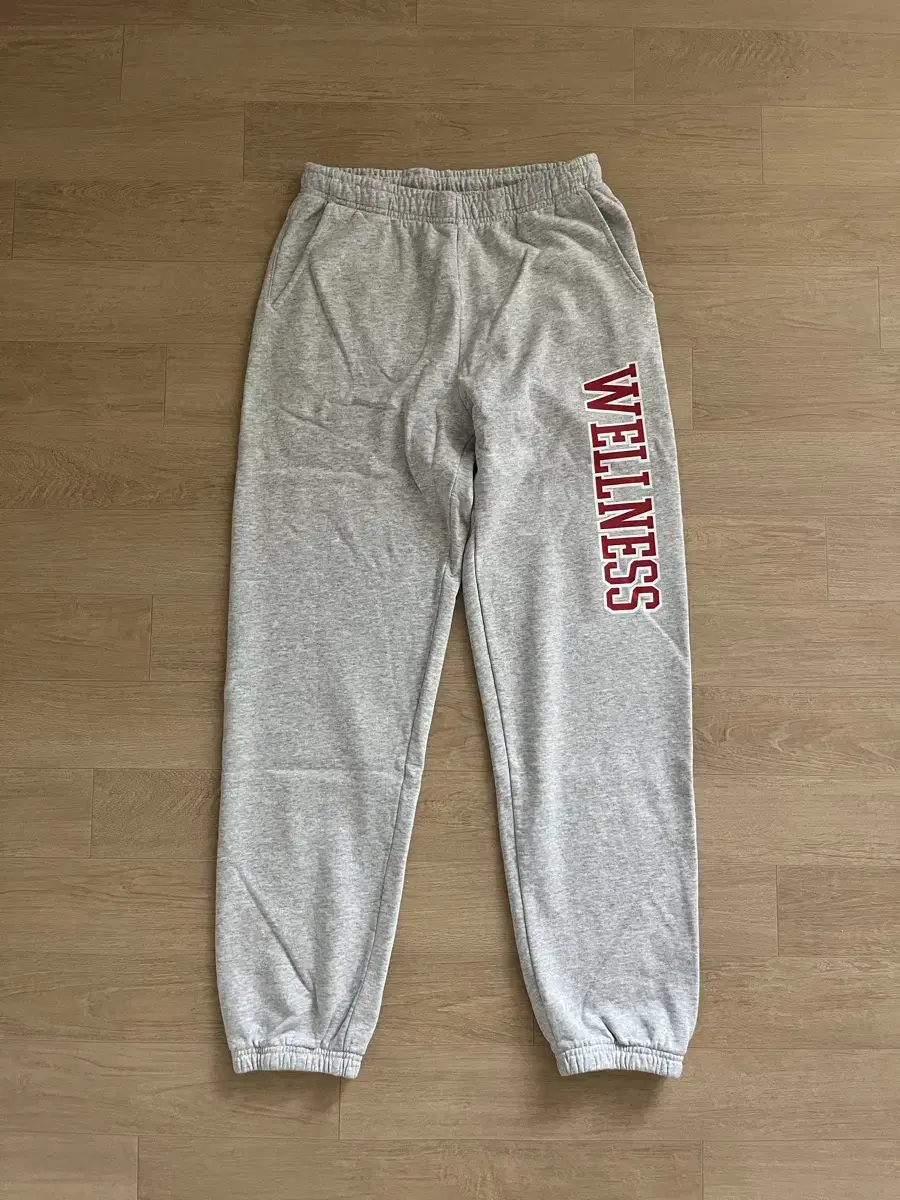 Sporty & Rich Wellness Sweatpants Jogger Pants