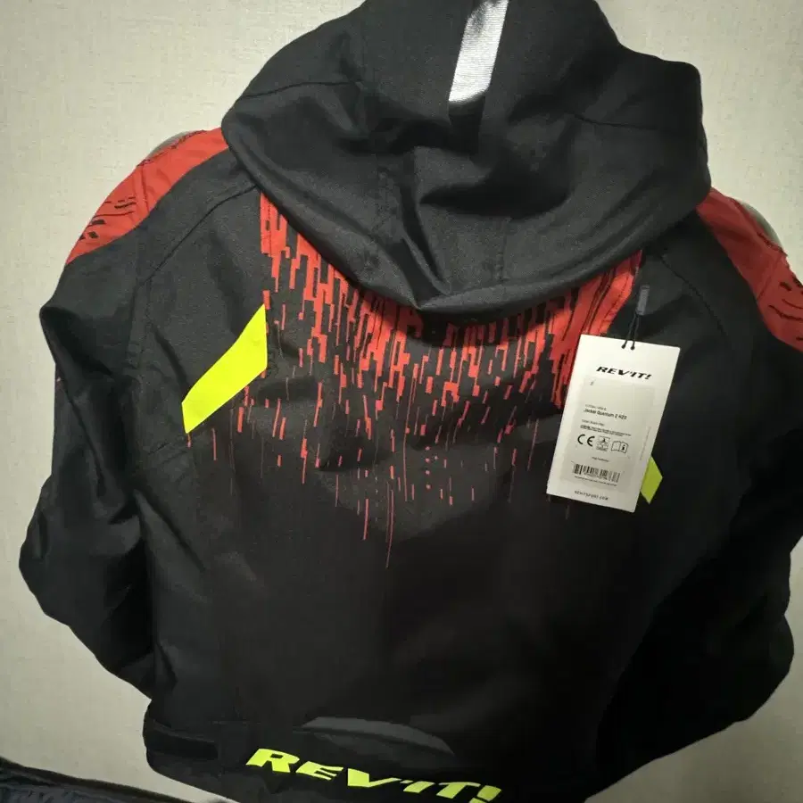 레빗자켓 QUANTUM 2 H20 JACKET