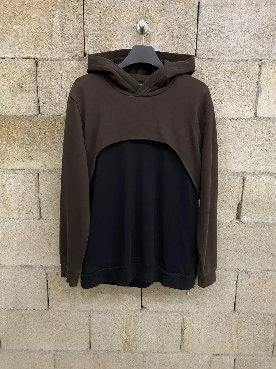 Givenchy Double-layered hoodie