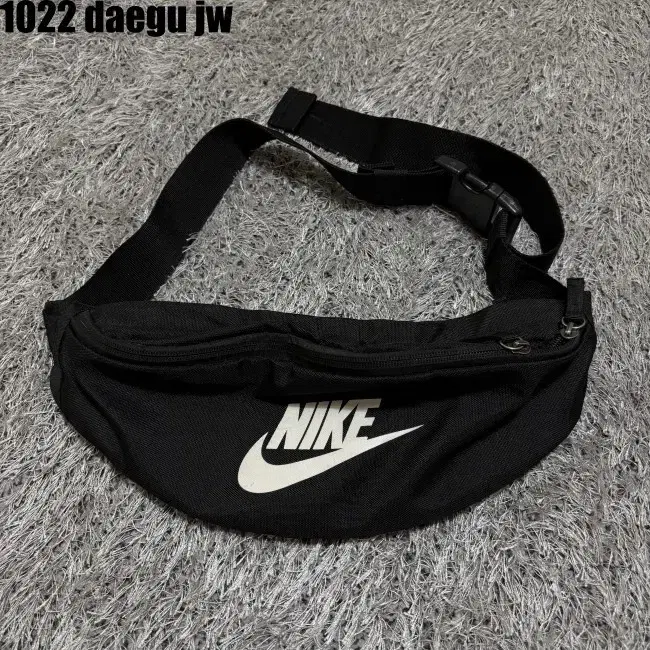 NIKE BAG 나이키 크로스 가방