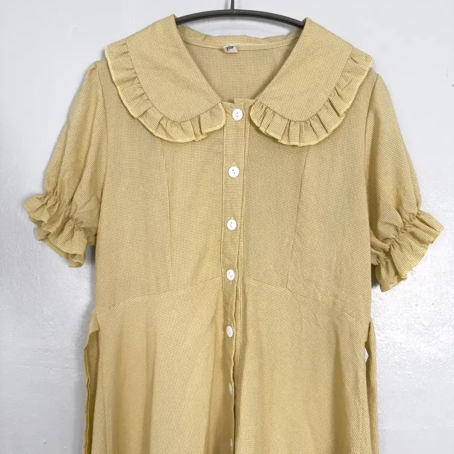 vintage ruffle collar check dress