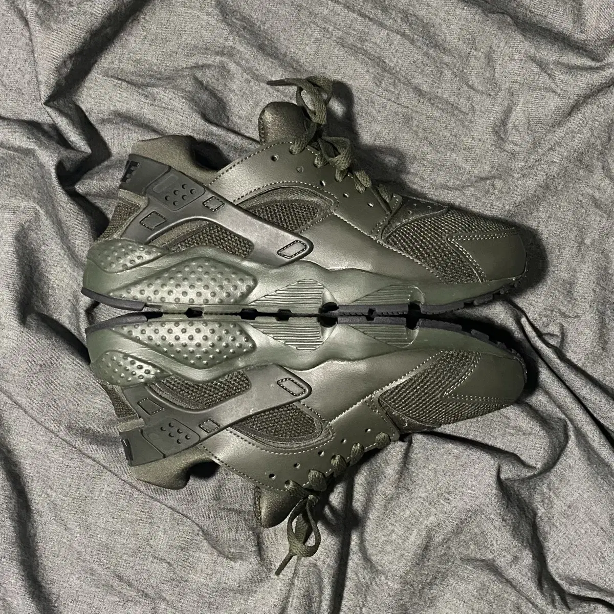 Nike Huarache Run SE GS Sz 7Y(250)