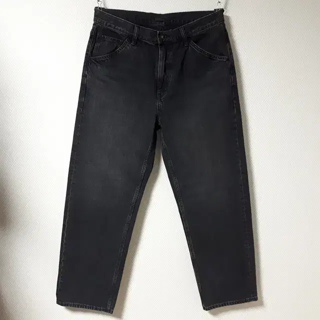 33/Uniqlo High Rise Wide Jeans/33-332