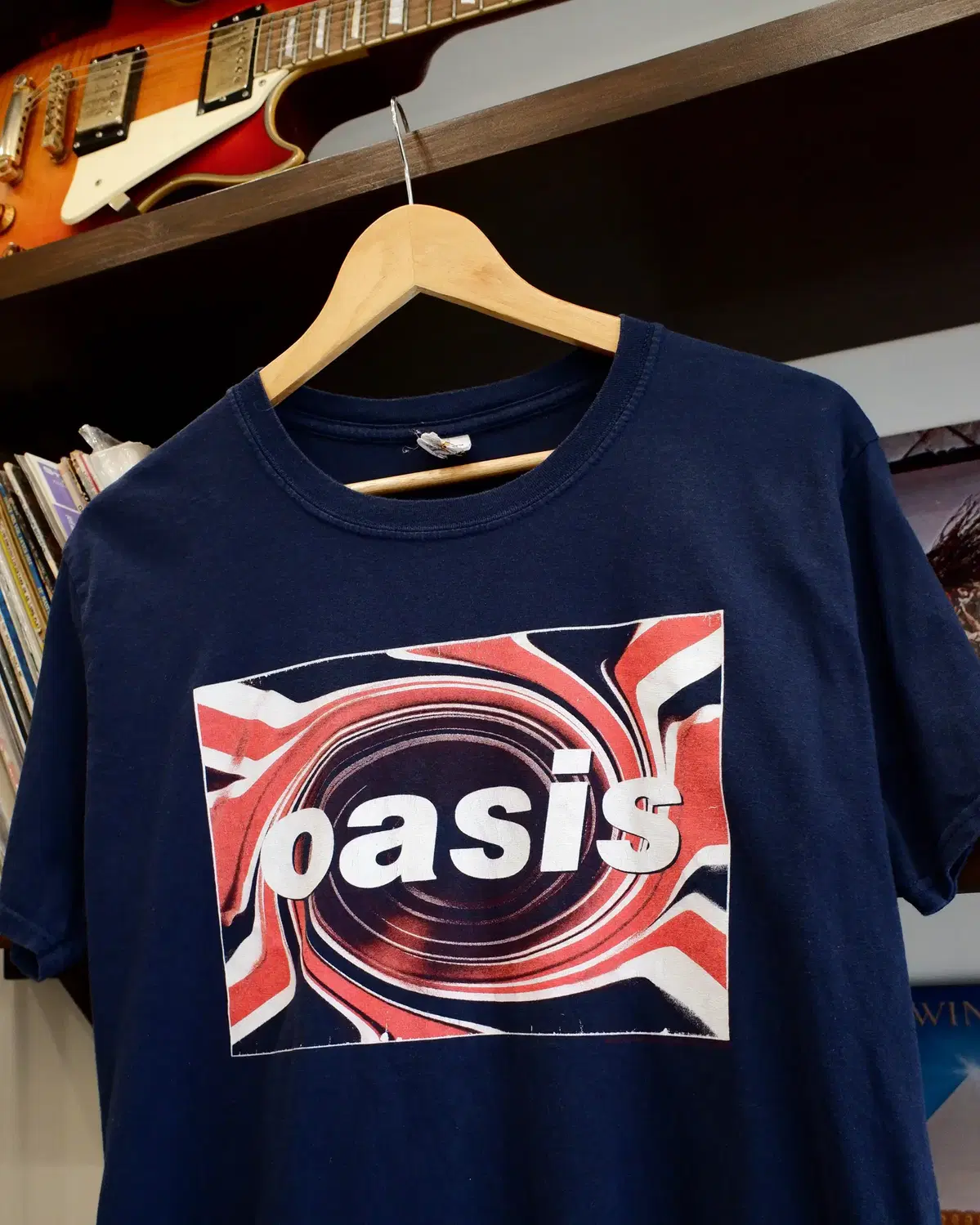 Oasis Official T-shirt size 100