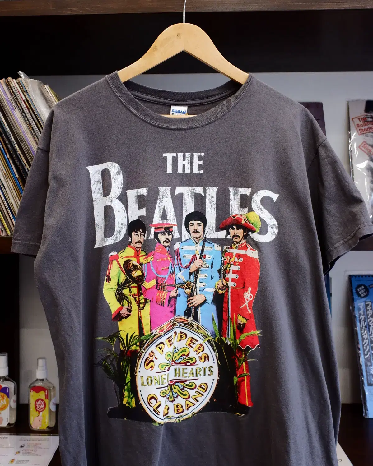 00s Beatles Sgt. Pepper T-Shirt size 105