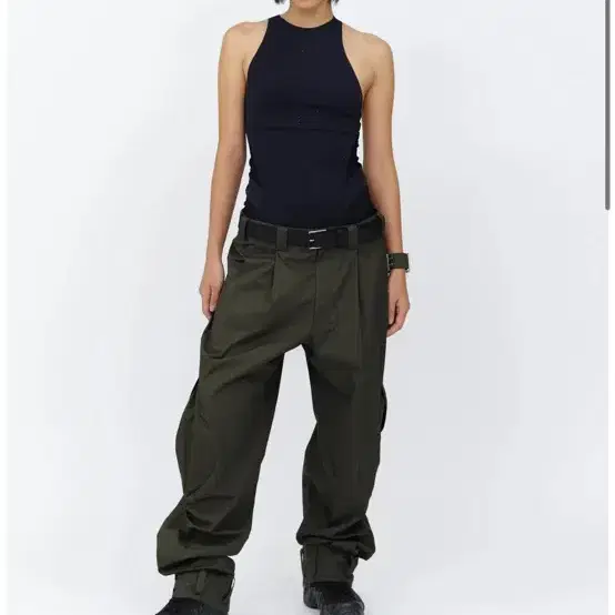 HYEIN SEO Cargo pants /black/1size