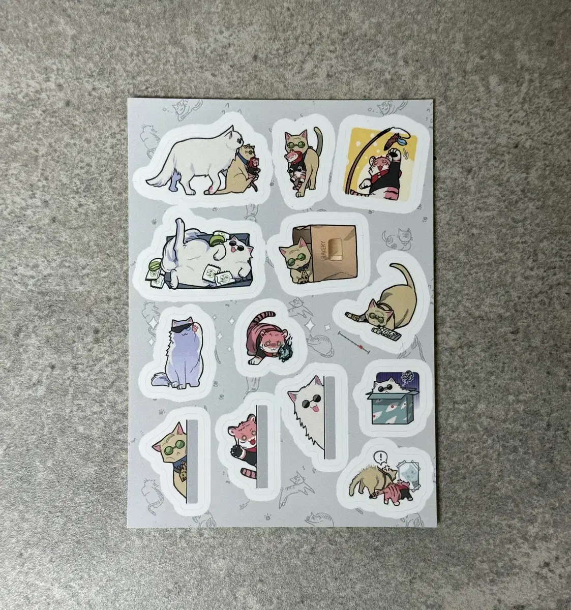 zuu unofficial goods sticker / S4