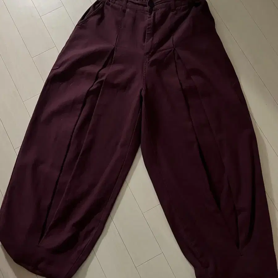 [AG] Long Tuck Wing Balloon Pants -버건디