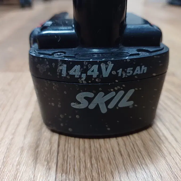 SKIL J7852BC 충전드릴 배터리 14.4V 충전불량