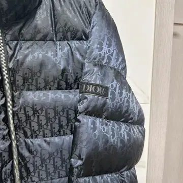 S+급/당일배송] 디올 오블리크 패딩 56 사이즈 | 브랜드 중고거래 플랫폼, 번개장터