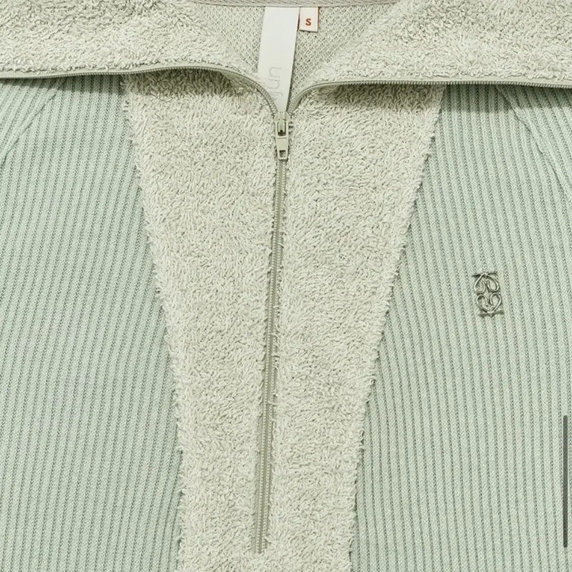 Kijun 기준 terry half zip-up top sage 집업