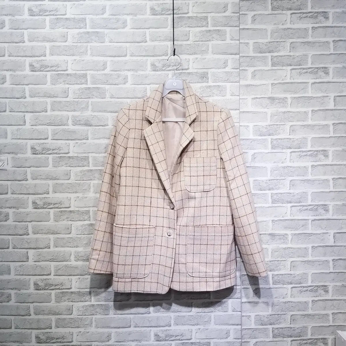 Beige jacket 66