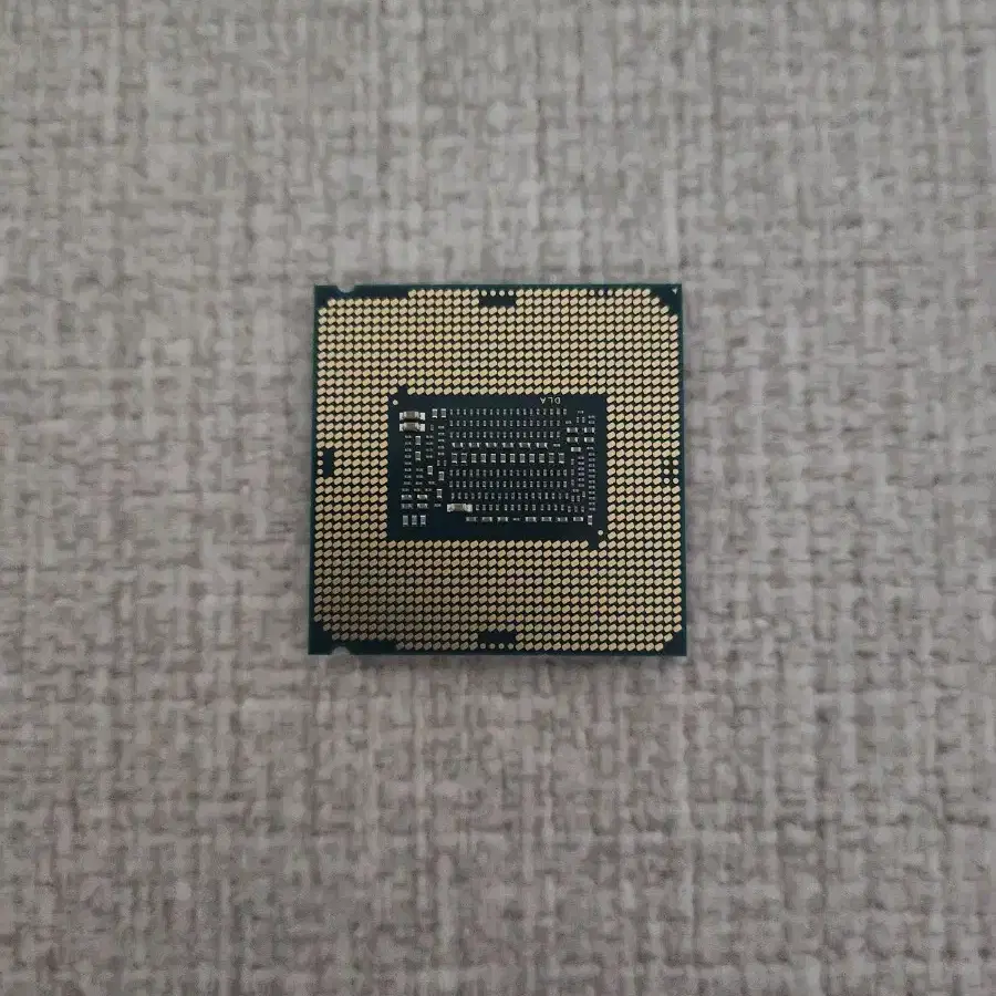 인텔 i7-9700K