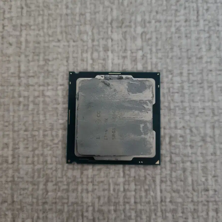 인텔 i7-9700K