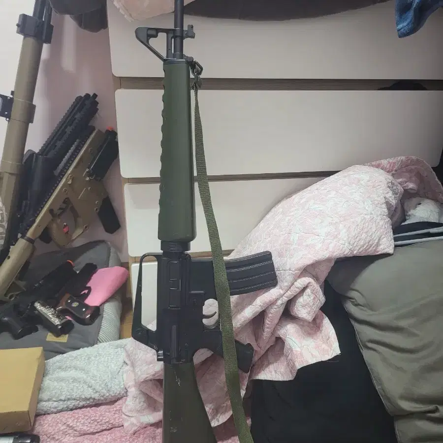 아카데미 m16