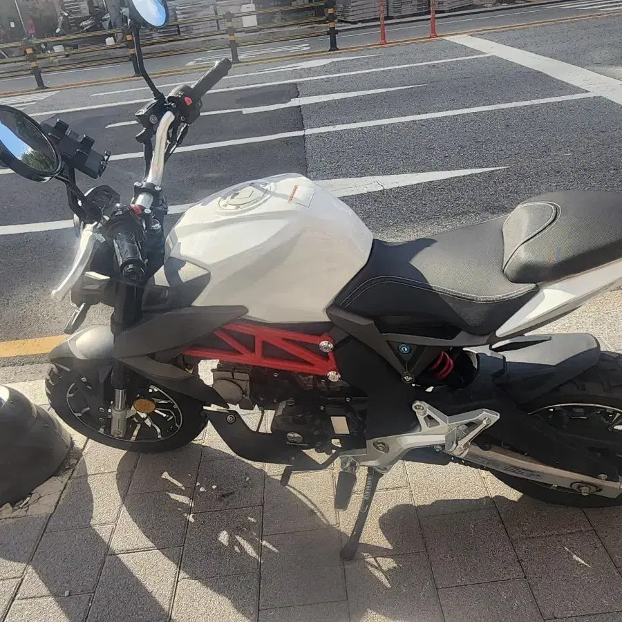 아이언 125cc