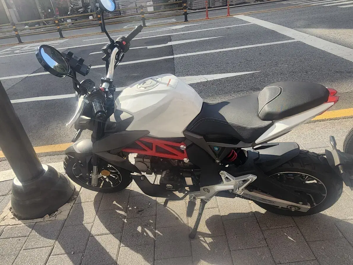 아이언 125cc