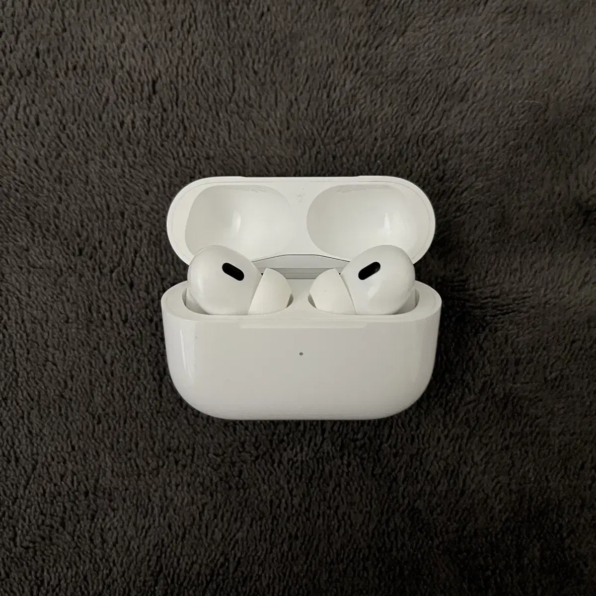 AirPods Pro 2 Type C 25-year warranty