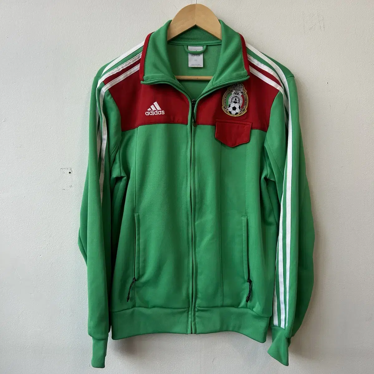 (Free Shipping) Adidas Maxico Tracktop Jersey