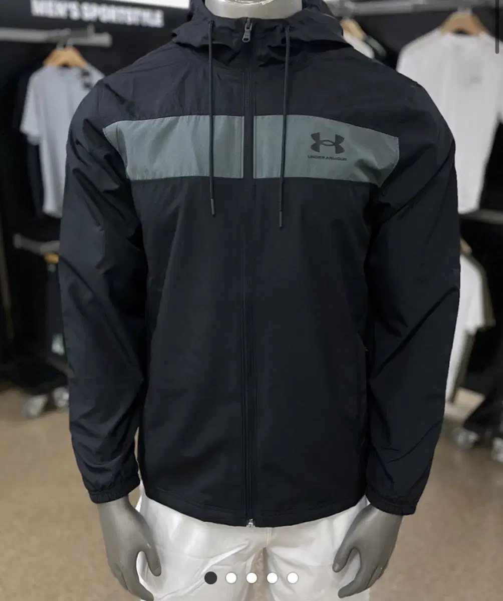 Under Armour UA Sportstyle Windbreaker