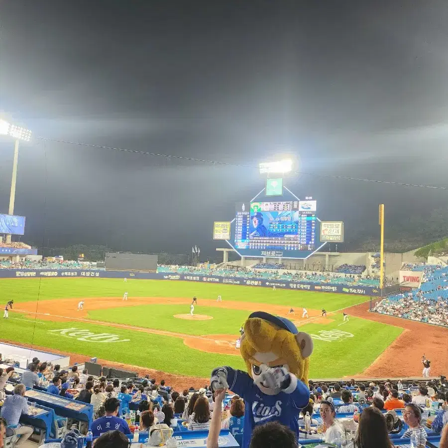 한국시리즈 4차전 2연석 구해요