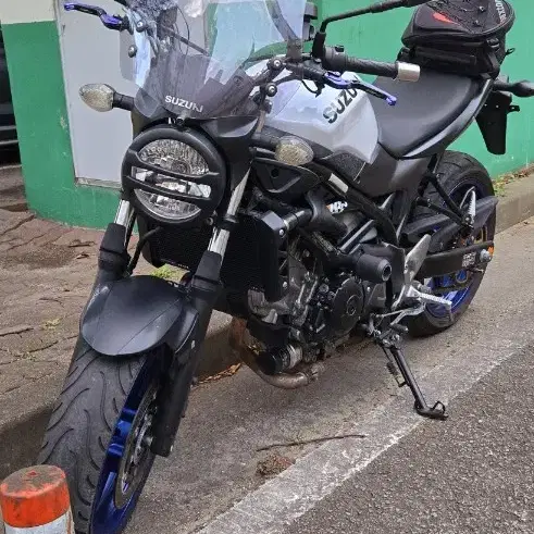 스즈키 SV650