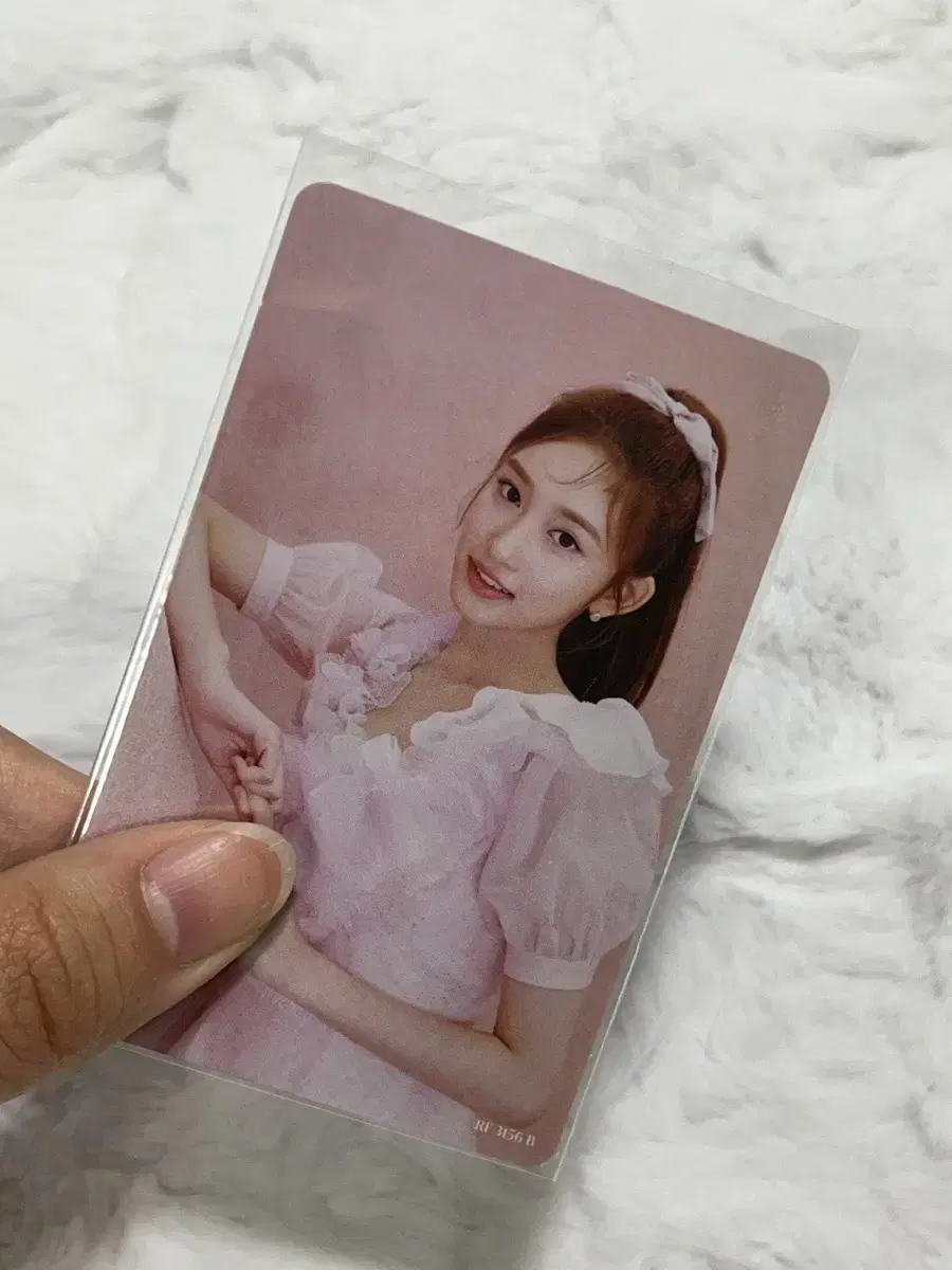 ive eleven japan album unreleased photocard confo leeseo photocard