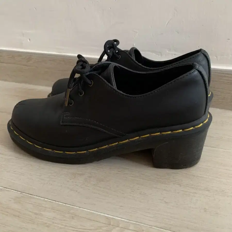 [정품]닥터마틴  Dr martens  240