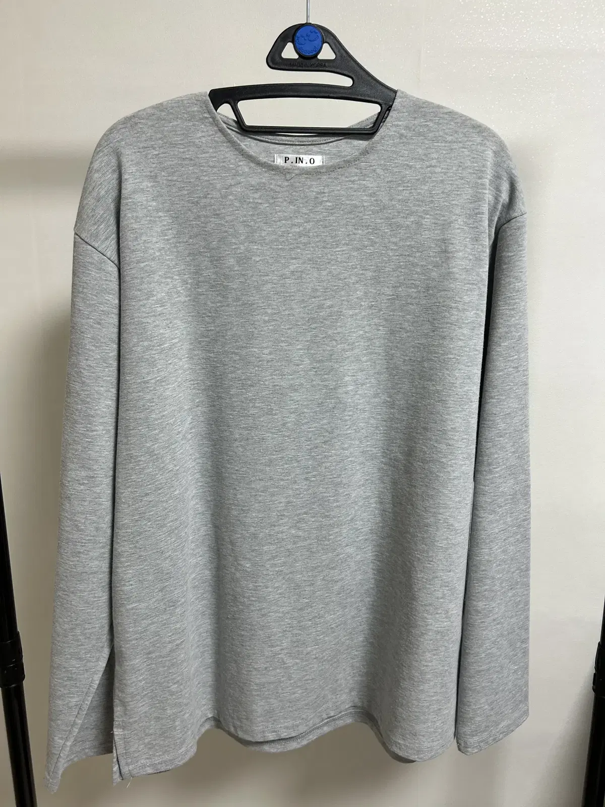 Round Long Sleeve T-Shirt