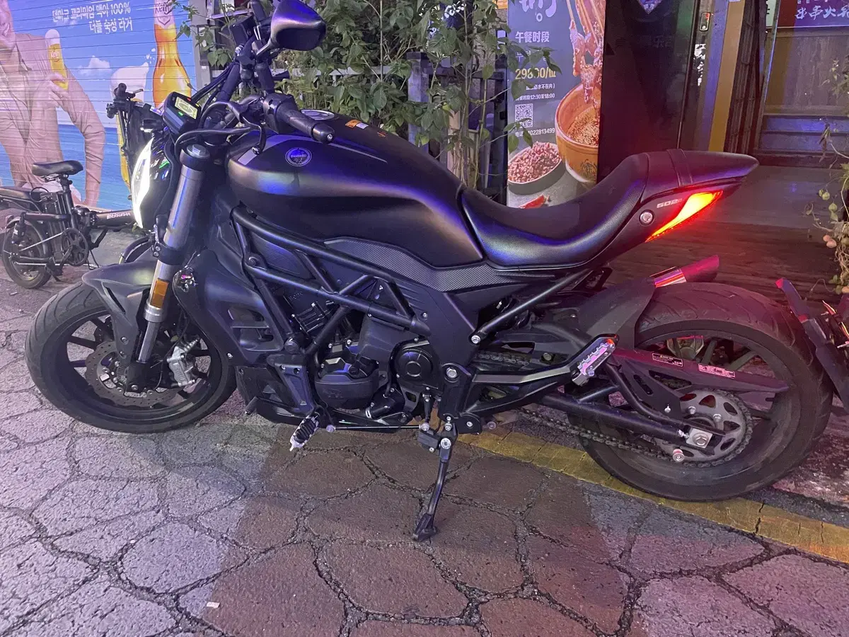 신차급 베넬리 502c 6000km