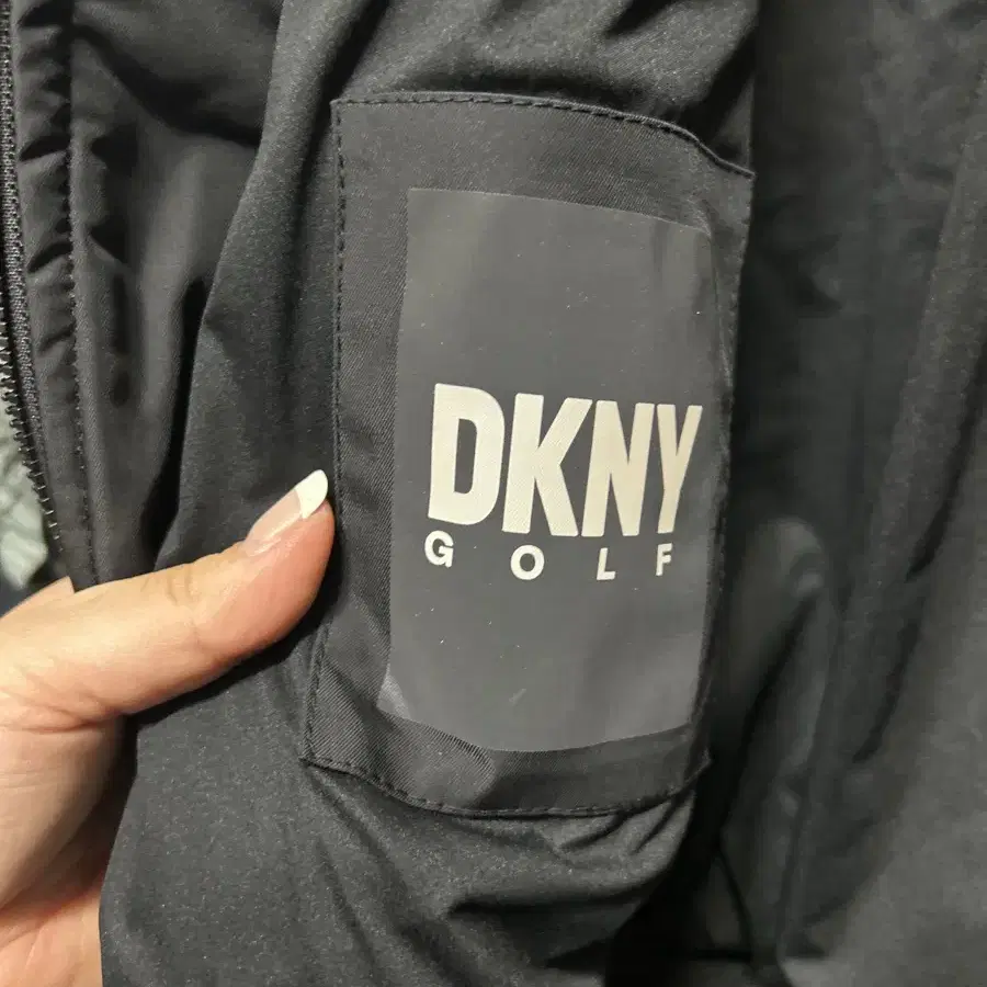 DKNY 봄버 자켓 얇은 패딩 M 골프의류 새옷 실측가슴104cm총장60