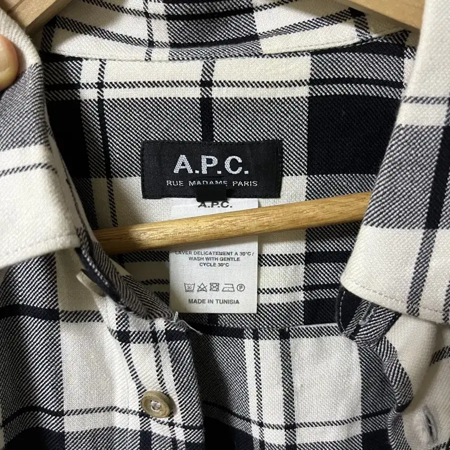 apc 체크셔츠