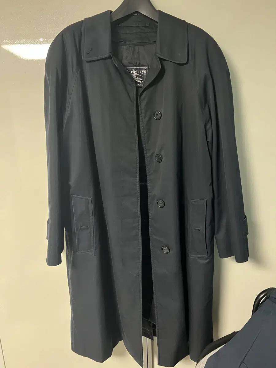 Burberry Wool Long Coat size L